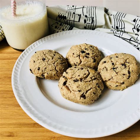 These almond flour cookies are the perfect low carb cookie you never knew you needed in your life and they only take 5 ingredients to make! Easy Almond Flour Cookies Vegan + Gluten Free - Easy ...