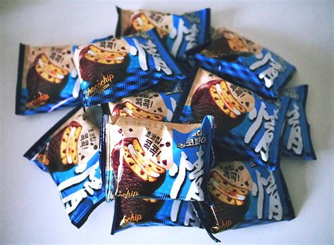 '정인이 사건' 양부모 첫 공판. '초코칩'이 콕콕 박혀있는 '신상 초코파이'의 리얼 후기 ...