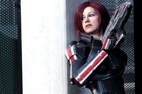 We Have Yet To See Commander Shepard Cosplay As Good As This