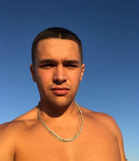 We've gathered more than 5 million images uploaded by our users and sorted them by the most popular ones. Austin Mahone em 2020 | Austin mahone, Perfeição, Imagens