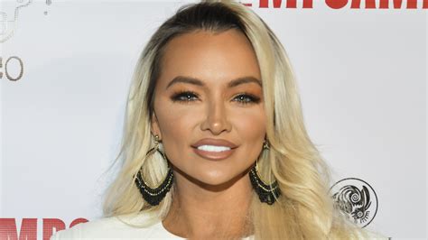 Lindsey Pelas Reveals Her Thoughts On Melania Trump Exclusive