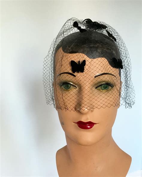 1950s The Famous Glamour Veil Hat Birdcage Veil With Black Velvet Bu
