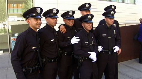 New Lapd Officers Sworn In Talk Keeping Peace In Community Abc7 Los