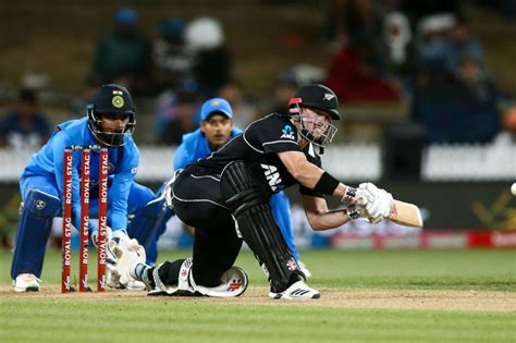 India Vs New Zealand Iyer Maiden Ton Goes In Vain Kiwis Record First
