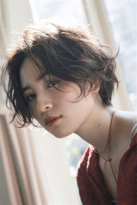 Its a classic haircut that has been adopted to excellent achievement by males for centuries. Short Hair Korean Girls - 20+ » Short Haircuts Models