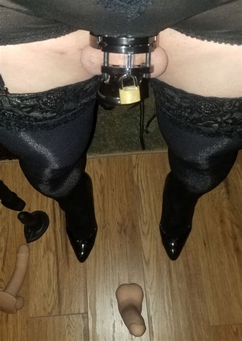 Sexy Caged Sissy Diezel99