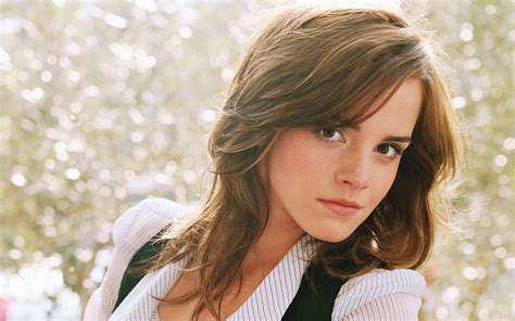 Emma Watson Hd Wallpapers Pictures Images