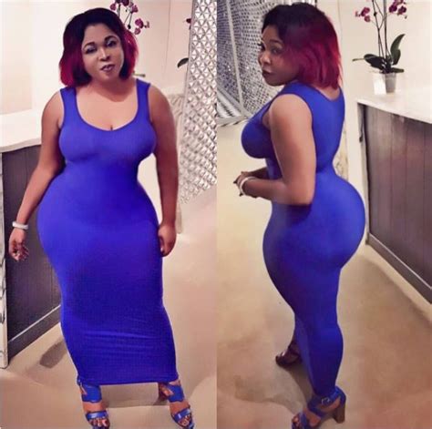 Have You Seen The Ghanaian Slay Queen Whose Booty Can Cause Massive Accident Romance Nigeria