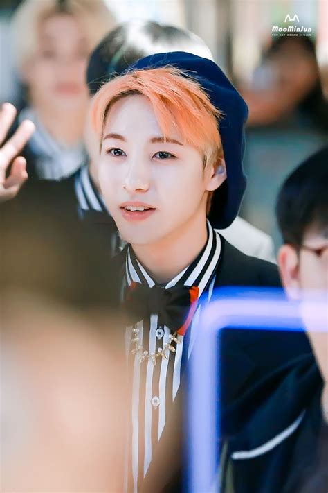 Renjun Nct Dream Wallpapers Wallpaper Cave