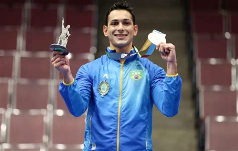 atleta londrinense é campeão de karatê no world games 2022 portal paiquerê 91 7
