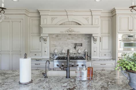 Elegant Traditional Home Traditional Kitchen Detroit By Dream