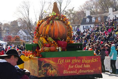 Americas Best Worst And Wackiest Thanksgiving Parades Fodors