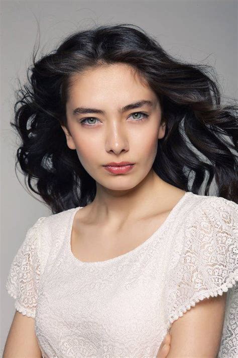 Neslihan Atagül Turkish Women Beautiful Turkish Beauty Prettiest Actresses Beautiful