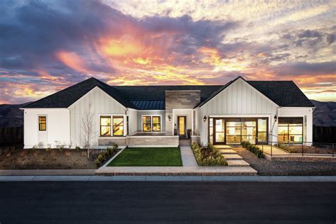 24 Trendy Modern Farmhouse Exterior Styles Ir A