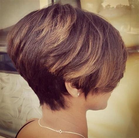 30 Latest Short Hairstyles For Winter 2024 Best Winter Haircut Ideas