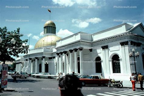 National Capitol Dome Government Building Landmark Palacio