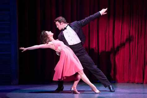 Dirty Dancing Stars On Stage In Chicago