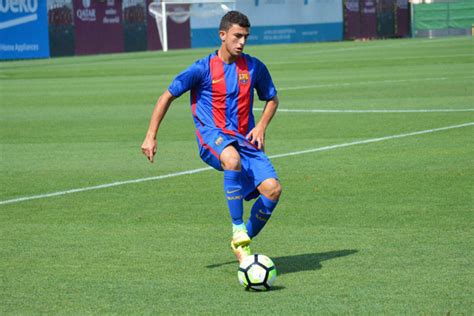 Mateu morey was born on 2 march 2000 in petra, mallorca and plays for borussia dortmund. El Bayern, a punto de fichar al Juvenil Mallorquin Mateu ...