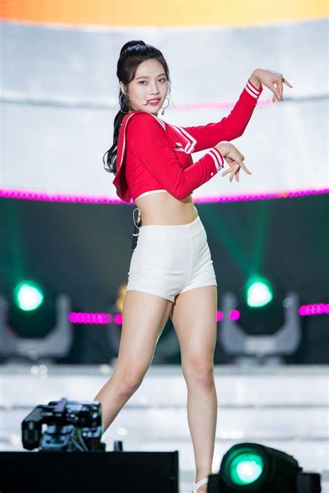 Latest Pictures Of Red Velvet Joy Show Just How Hard She S Been Working Out Koreaboo Beautiful