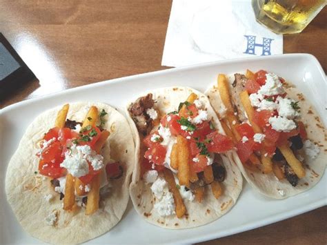 Greek Tacos At Hendriks Restaurant At Toronto Eatoncentre