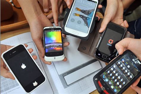 Ventas De Teléfonos Inteligentes Crecerán De 1000 Millones En 2013 A 1