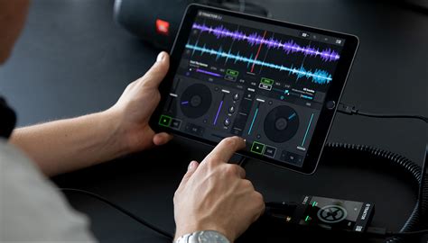 The Art Of Djing On The Go With Traktor Dj 2 Native Instruments Blog