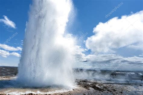 Geyser Eruption In Iceland While Blowing Stock Photo By ©izanbar 71484879