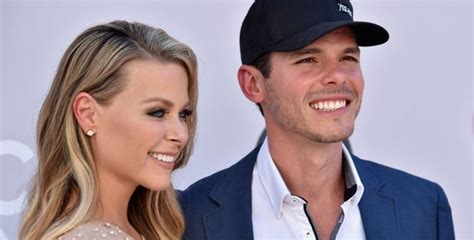Granger Smith And Wife Expecting A Baby Boy Release Touching Video
