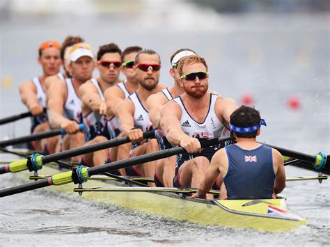 Heres Why Rowing Teams Have One Significantly Smaller Member Sit