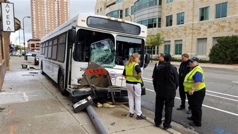 Suburban Commuter Bus Crashes In Downtown Mpls Mpr News