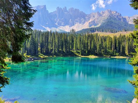 The Beautiful Turquoise Water Of The Lago Di Carezza R