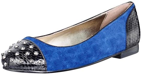 How are ballet pointe shoes made? Pump It Up: Upper Street Shoes Launches Bespoke DIY Ballet ...