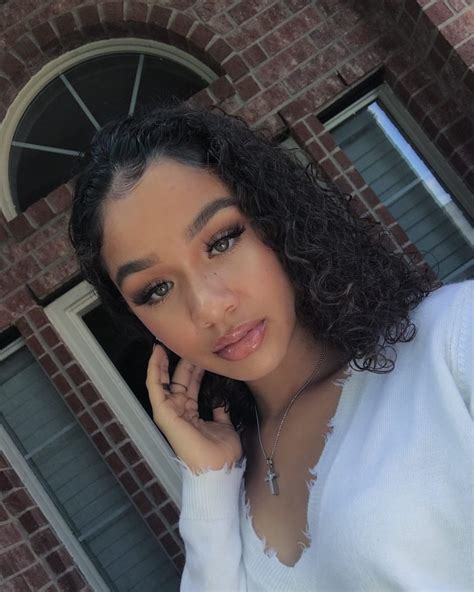 Instagram Light Skin Instagram Pretty Black Girls With Curly Hair