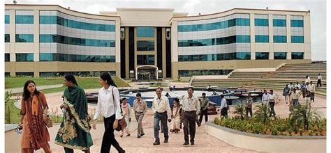 As a fresher first day in office is mostly about. Infosys Gives 2nd Salary Hike For 2.4 Lakh Employees In ...