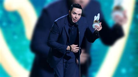 Alex Zurdo Gana En La Categoría Top Artista Cristiano En Los Premios Tu
