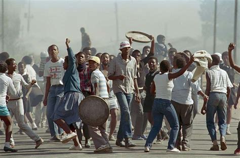 20 Dark Photos Taken During Apartheid In South Africa