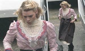 Billie Piper Gets Into Character For Penny Dreadful