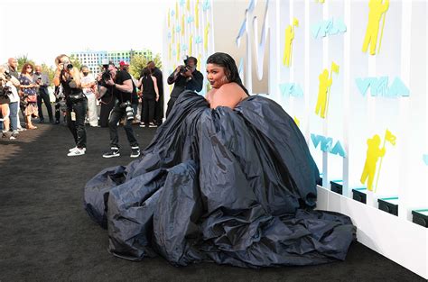 The Best Red Carpet Outfits And Looks At The 2022 Mtv Vmas