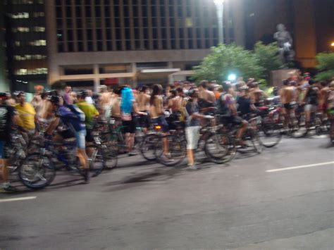 Confissões de uma jovem Ciclistas pelados em São Paulo