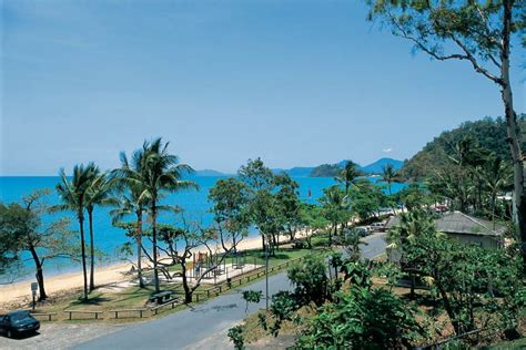 Trinity Beach Cairns Australia