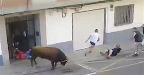 Rampaging Bull Kills Holidaymaker After Goring Two In Horror Clip Daily Star