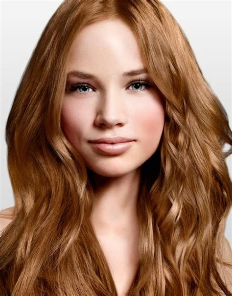 Let's speak about golden blonde hair 2021 trends. Auburn Hair Color: Auburn Gold mix hair color