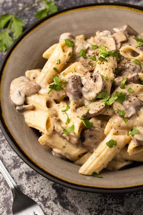 Vegan Mushroom Pasta - Loving It Vegan