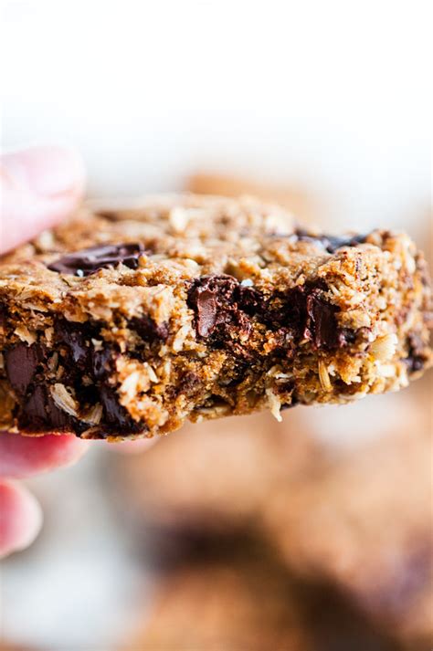 In a large mixing bowl, add all your ingredients, except for the chocolate chips, and mix well. Healthyish Dark Chocolate Oatmeal Bars - Aberdeen's Kitchen