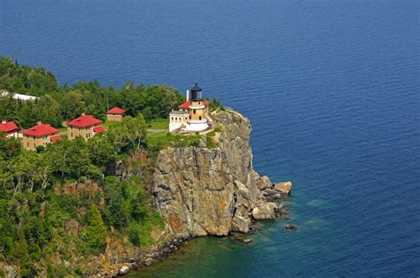 Split Rock Lighthouse In Mn United States Lighthouse Reviews Phone