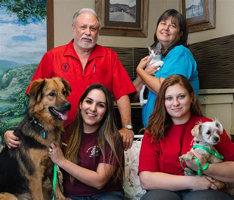 Are pets allowed at holiday inn express hotel & suites el. El Dorado Animal Hospital | San Antonio Woman Magazine