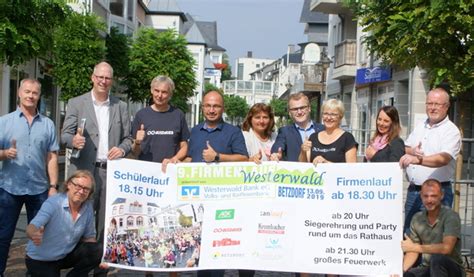 Bic koda banke westerwald bank iz mesta betzdorf je genode51ww1. Westerwälder Firmenlauf 2019 in Betzdorf: Gute Laune ist ...