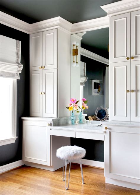 17 Bathroom Vanities With A Makeup Table To Glam Up Your Routine