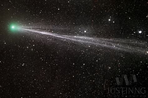 Comet Lovejoy C2014 Q2 High Quality Original Milky Way