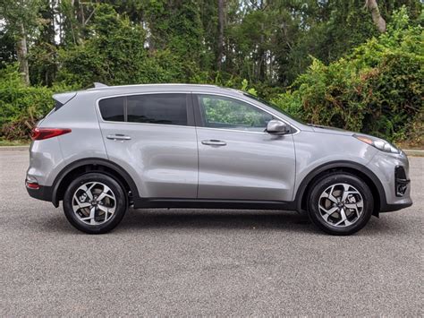 Though there's nothing new for the kia sportage in terms of standard specs, the 2021 year model does see the addition of the nightfall edition and nightfall edition premium packages on the s trim. New 2021 Kia Sportage LX Sport Utility in Wilmington # ...